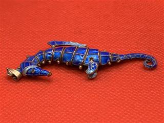 VTG CHINESE IMPORT SILVER BLUE ENAMEL SEAHORSE ARTICULATED PENDANT